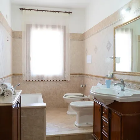 Sweet Holidays - Casa Lucia - Relax E Comfort Con Vista Castello * 波萨达