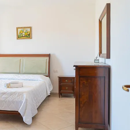 Sweet Holidays - Casa Lucia - Relax E Comfort Con Vista Castello 波萨达