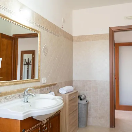 公寓 Sweet Holidays - Casa Lucia - Relax E Comfort Con Vista Castello 波萨达