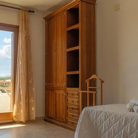 Sweet Holidays - Casa Lucia - Relax E Comfort Con Vista Castello 波萨达