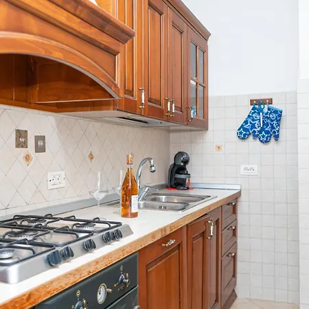 Sweet Holidays - Casa Lucia - Relax E Comfort Con Vista Castello 波萨达