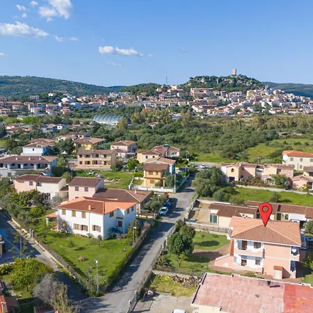 Sweet Holidays - Casa Lucia - Relax E Comfort Con Vista Castello
